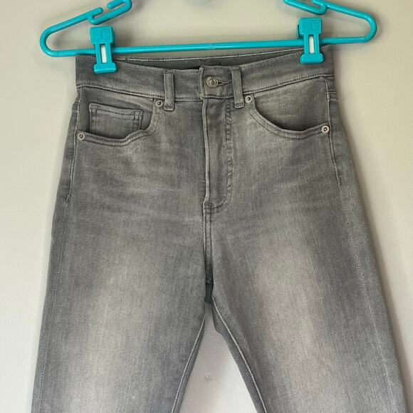 Express Gray High Rise 4 Way Hyper Stretch Cropped Flare Jean Size 0 Regular - Picture 6 of 12